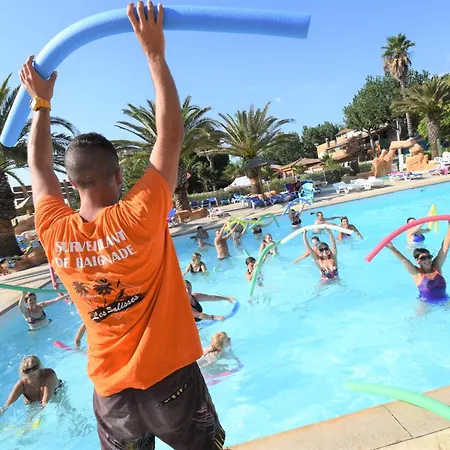 Camping Vias Plage *