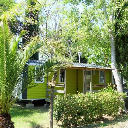 בית נופש Camping Vias Plage ויאס